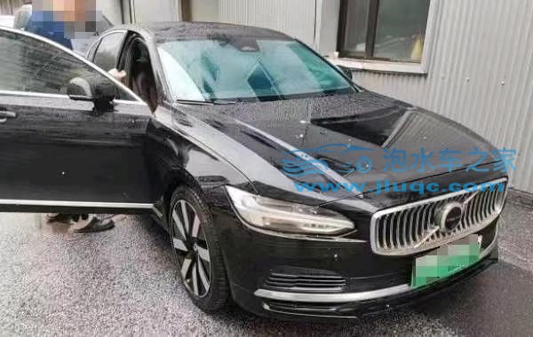 24年沃爾沃S90泡水車