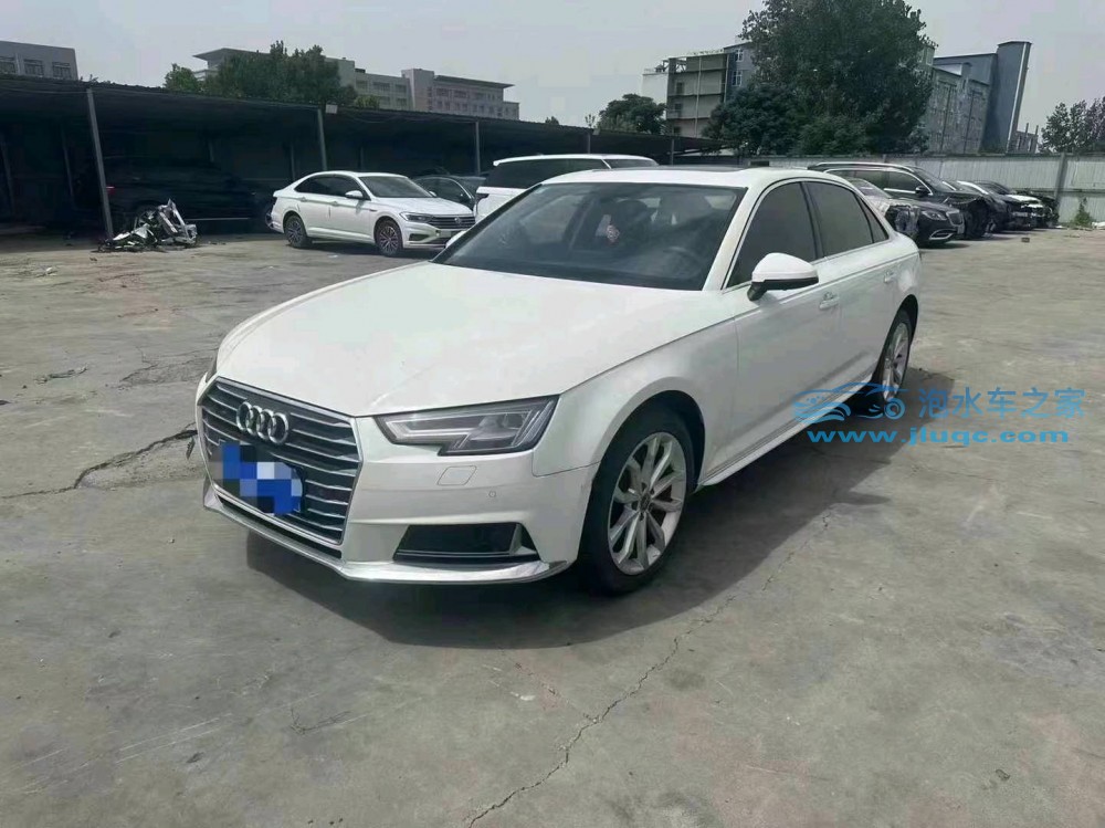17年奧迪A4泡水車