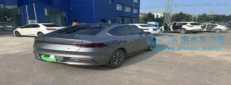 23年比亞迪秦PLUS