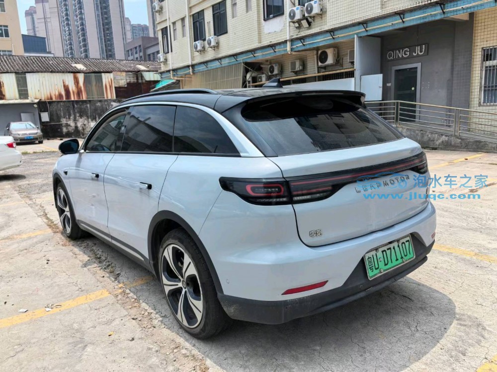 22年零跑汽車C11