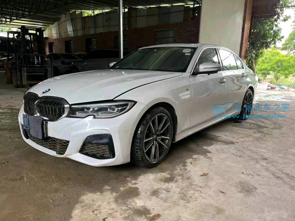 21年寶馬3系泡水車