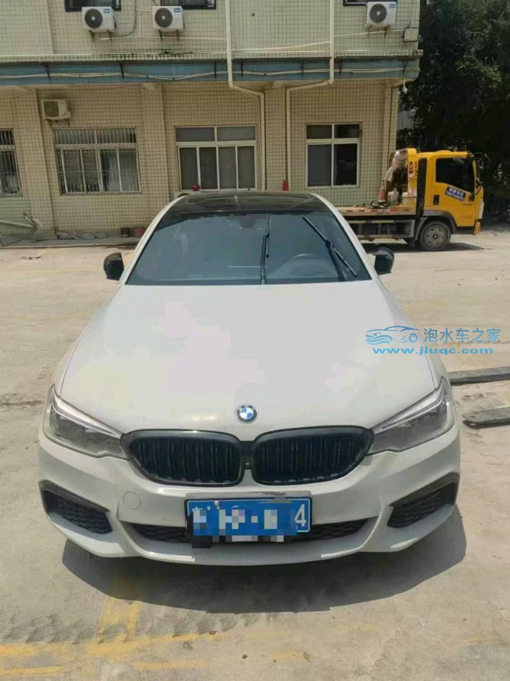 20年寶馬5系泡水車