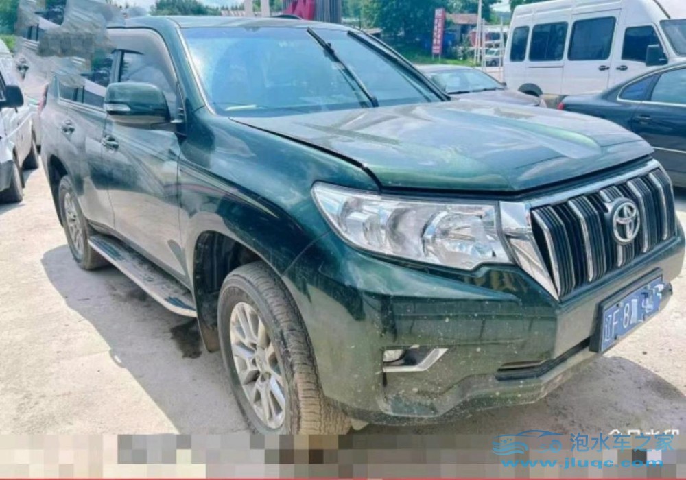 19年豐田霸道泡水車