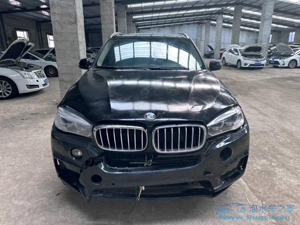 18年寶馬X5泡水車