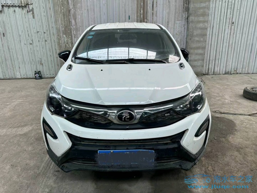 18年比亞迪元泡水車(chē)