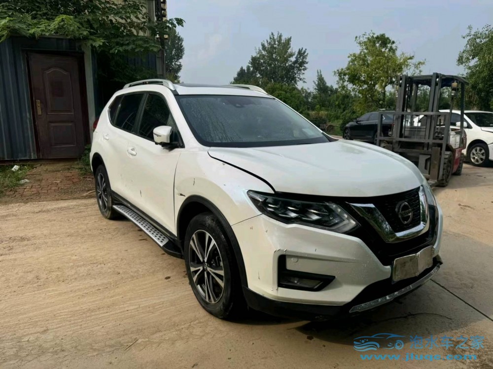 21年日產(chǎn)奇駿