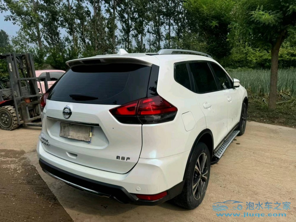 21年日產(chǎn)奇駿