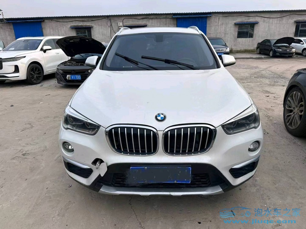 18年寶馬X1泡水車