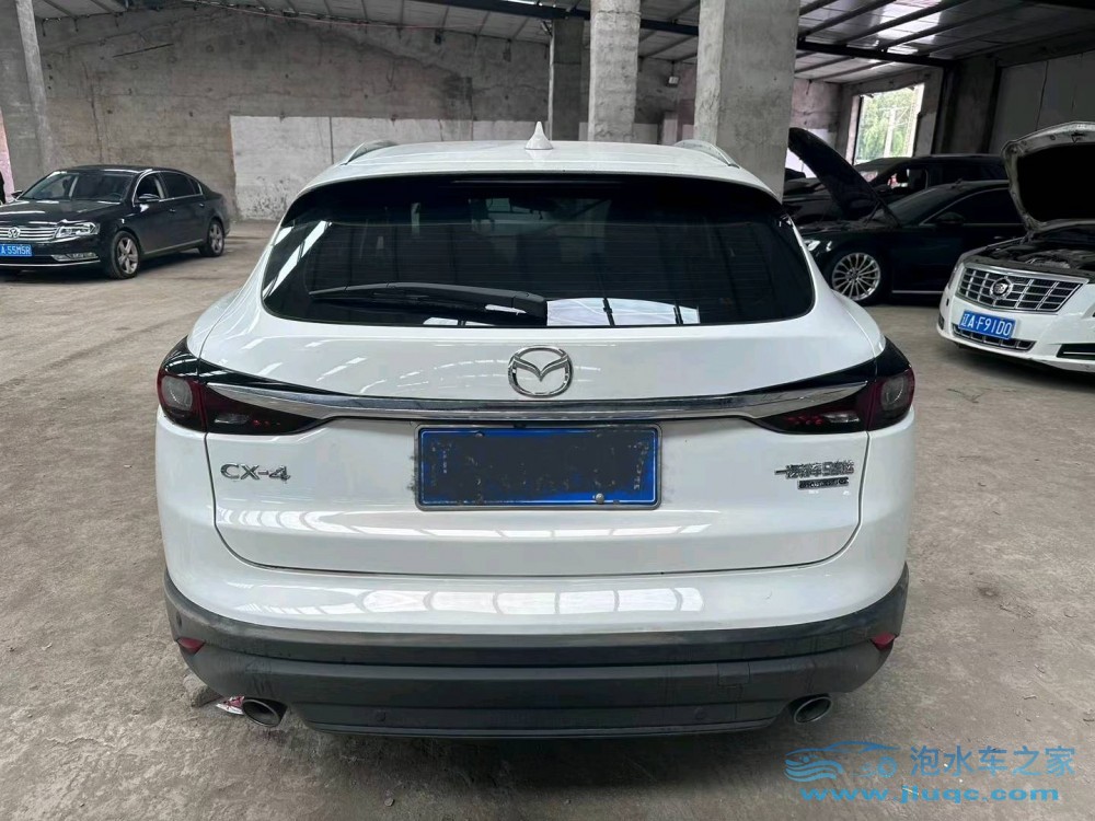 21年馬自達CX-4