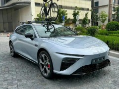 哪吒S獵裝版震撼上市：跨界新風尚，智能電動新標桿