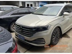 買的泡水車是先保養(yǎng)還是先年檢？