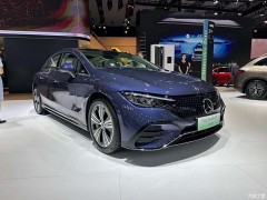 奔馳EQE 500 4MATIC：電動四驅(qū)的豪華新紀(jì)元