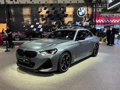 2025款寶馬2系：動感升級，科技與性能的完美融合約合人民幣29-38萬元