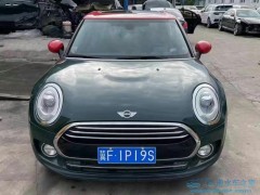 區分泡水車可以從以下幾個方面入手：