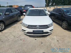 汽車涉水時將進氣口堵住可行嗎？