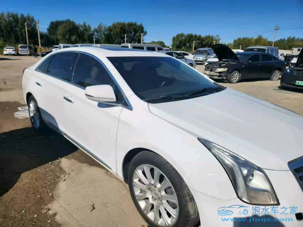 15年凱迪拉克XTS