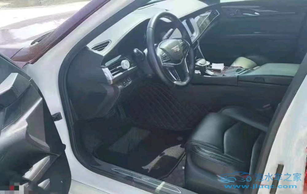 16年凱迪拉克CT6