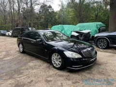 半泡水車修復(fù)時(shí)間：影響因素與大致預(yù)估 半泡水車幾天能修好？