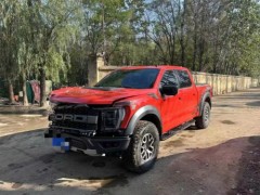 小轎車下雨天漏水怎么辦？