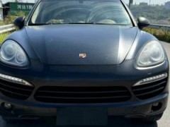 如何對泡水車進行深度清潔？