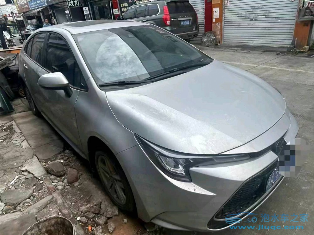 泡水車：隱患與重生，如何抉擇？