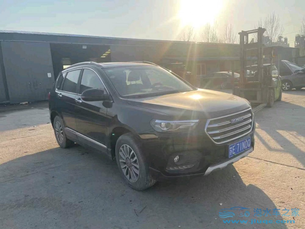 泡水奔馳E級車，修復后安全與價值幾何？