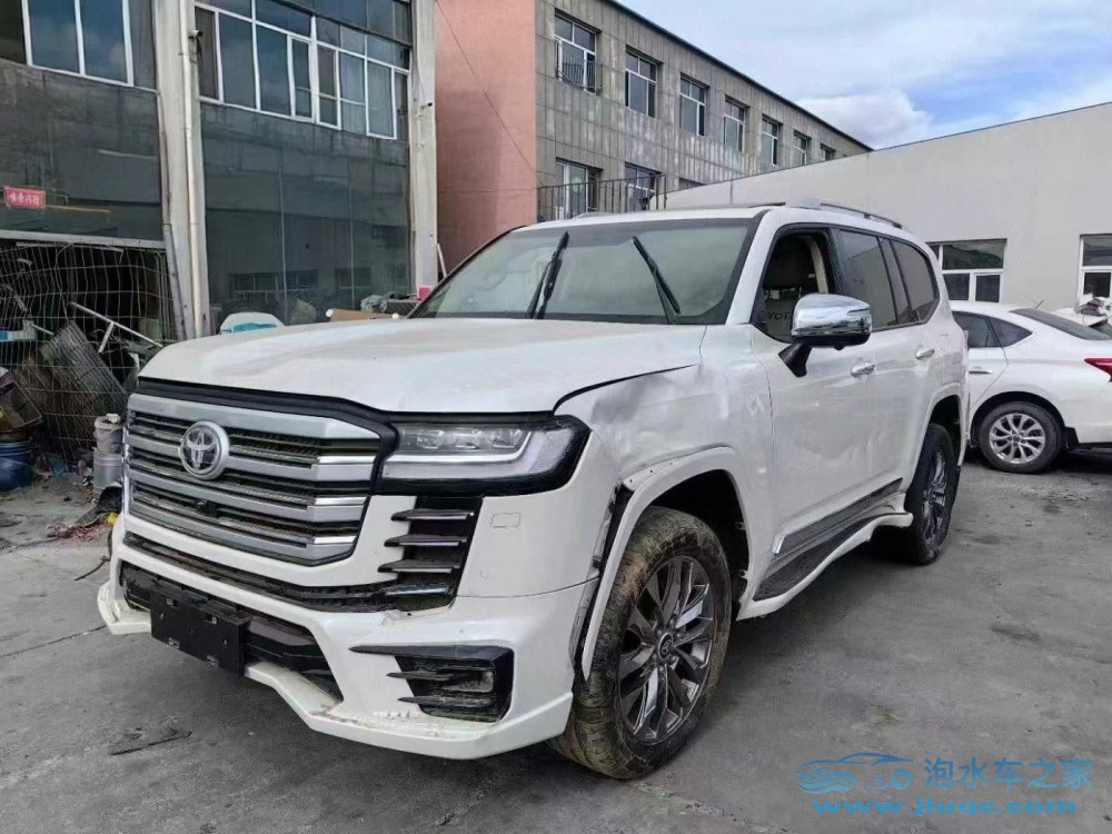 自己買的泡水車，親手維修可行嗎？-購買泡水車