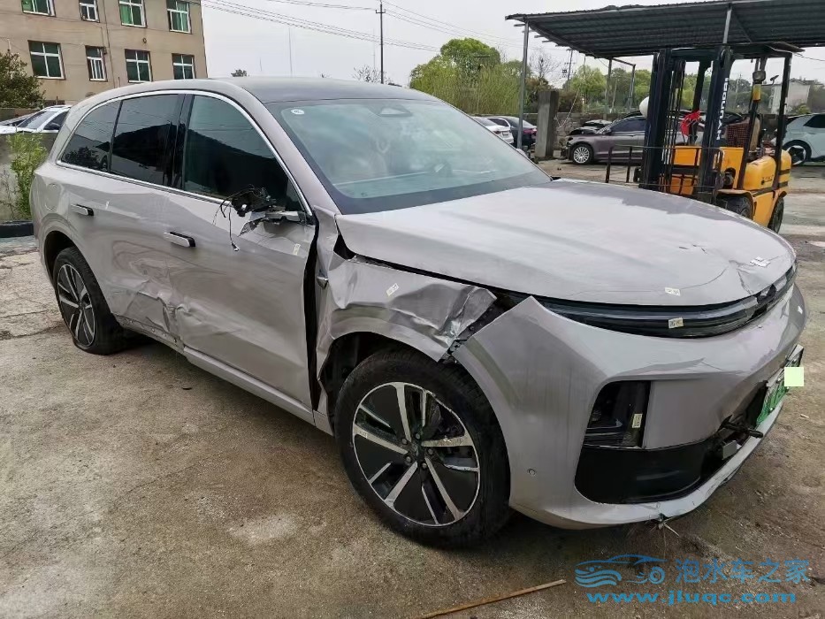 買泡水車去哪個平臺？-泡水車平臺