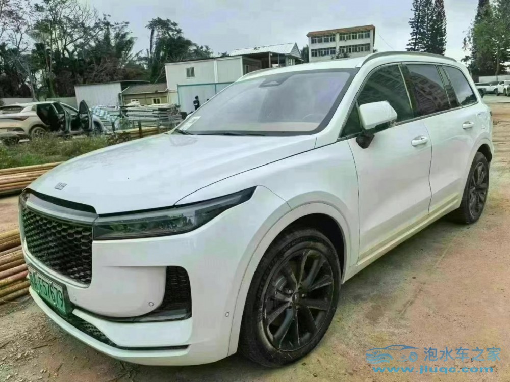 備胎槽里進水算泡水車嗎?深度解析來了-泡水車 備胎槽里進水算泡水車嗎?深度解析來了-泡水車