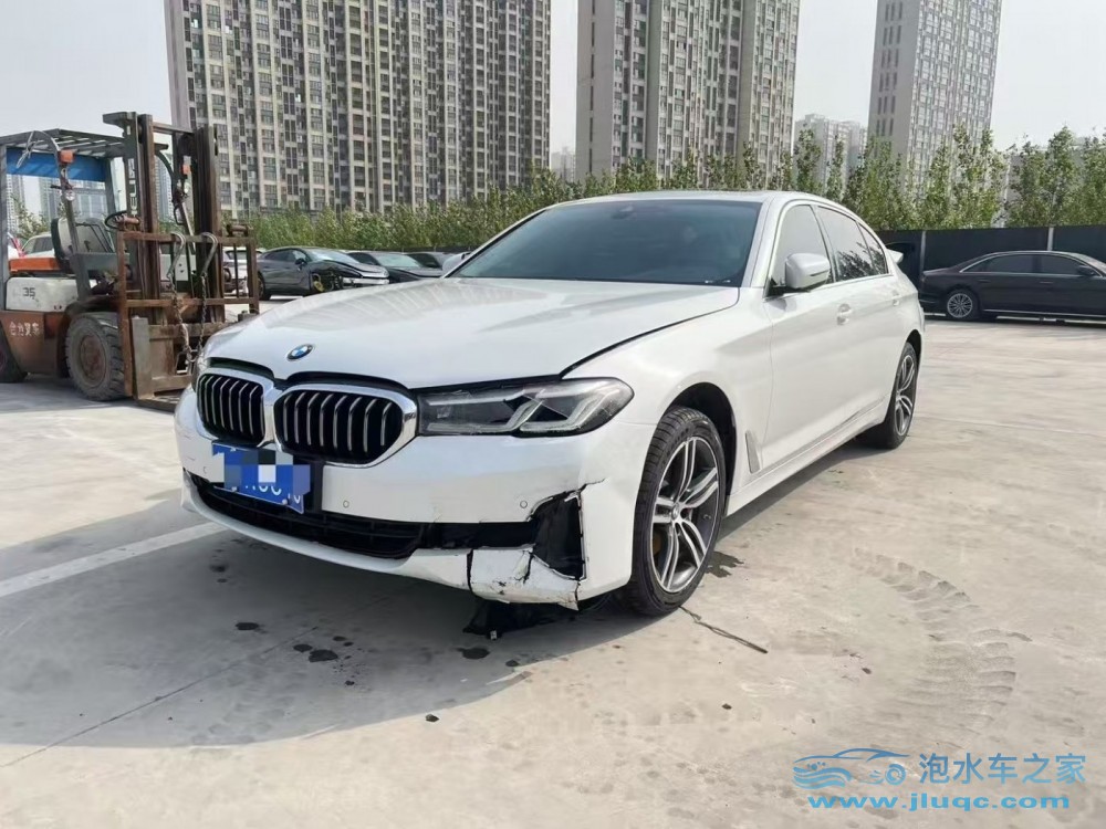 如何判斷一輛車(chē)是否泡水過(guò)？-泡水車(chē)