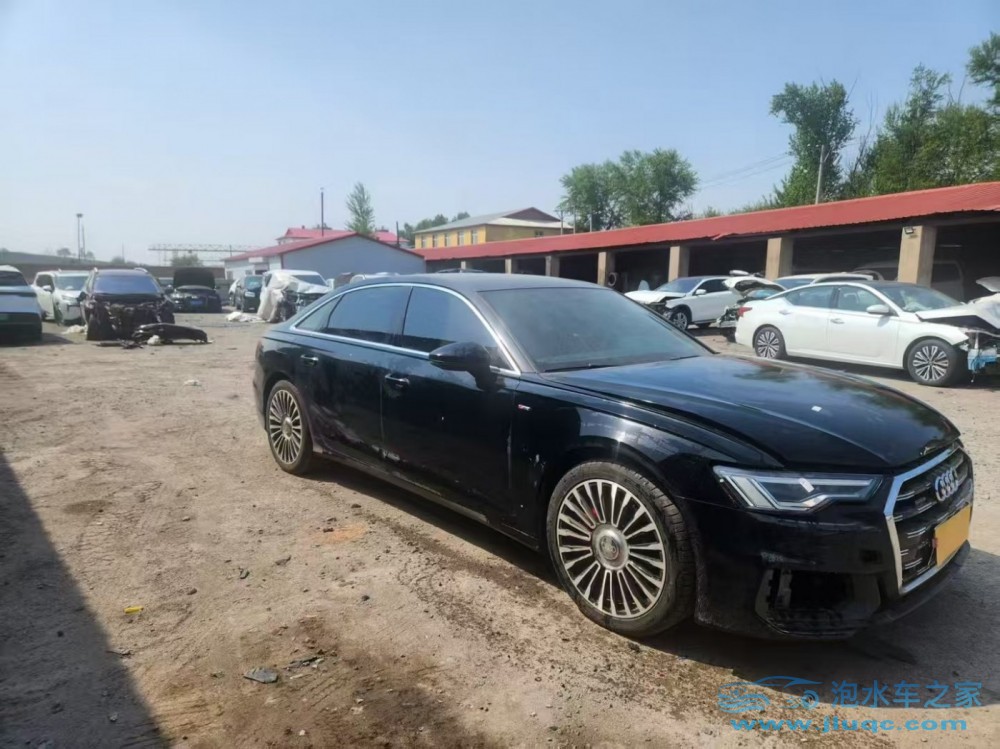 輕度泡水車會貶值多少？是賣掉還是繼續開？-泡水車