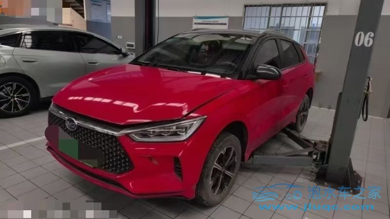 泡水車能買嗎？選對(duì)平臺(tái)很關(guān)鍵！-購買泡水車