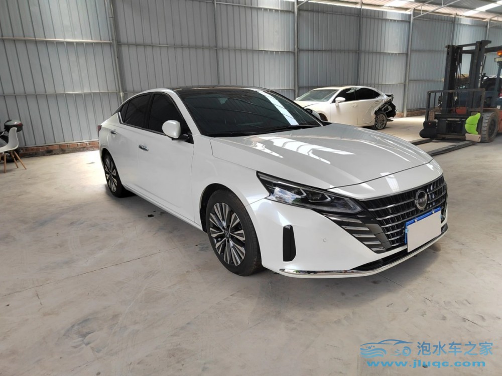 泡水車買賣會被坑嗎？掌握正規(guī)渠道才是關(guān)鍵！-泡水車買賣