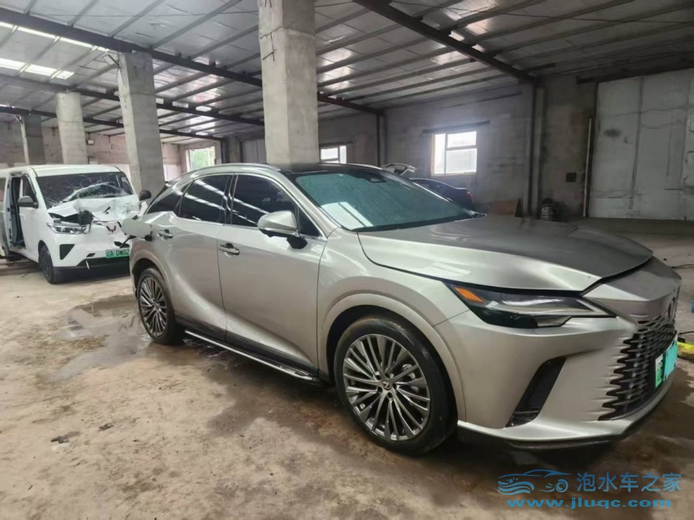 泡水車在哪里買便宜又好呢？-購買泡水車