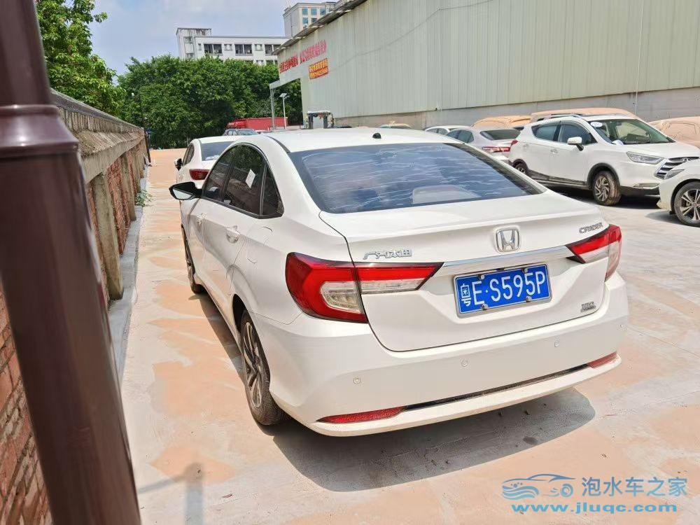 二手車泡水車去哪里買劃算-購(gòu)買泡水車