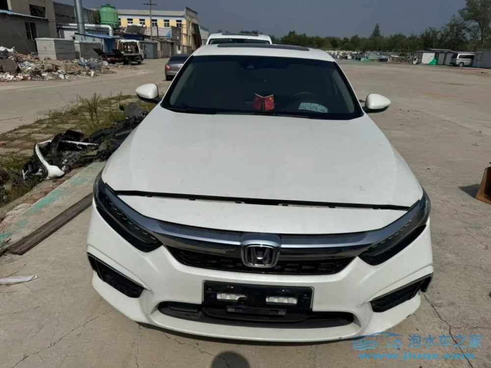 泡水車交易：機遇背后的“暗礁”與避險指南