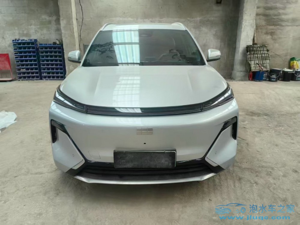 泡水車能否值得購買？深度解析市場現(xiàn)狀與風(fēng)險