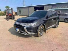 如何選擇靠譜的泡水車平臺？五個實用技巧助你避坑！