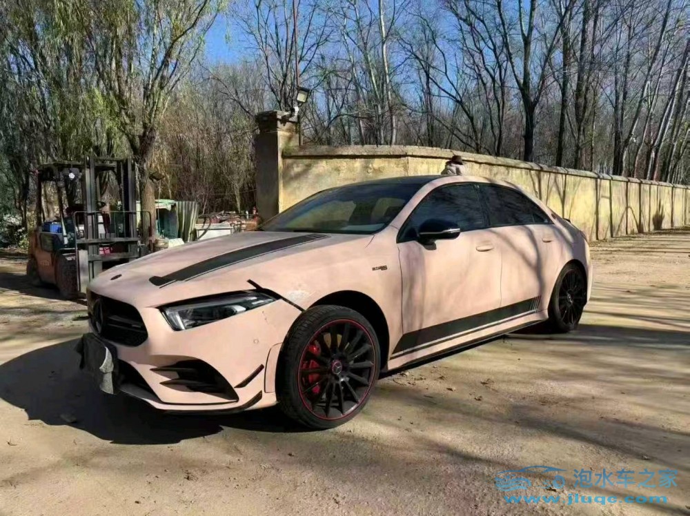 23年奔馳AMG-A泡水車