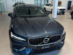 2025款沃爾沃S60落地價詳解：豪華中型轎車性價比之選