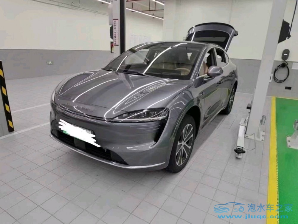 25年奇瑞智界泡水車